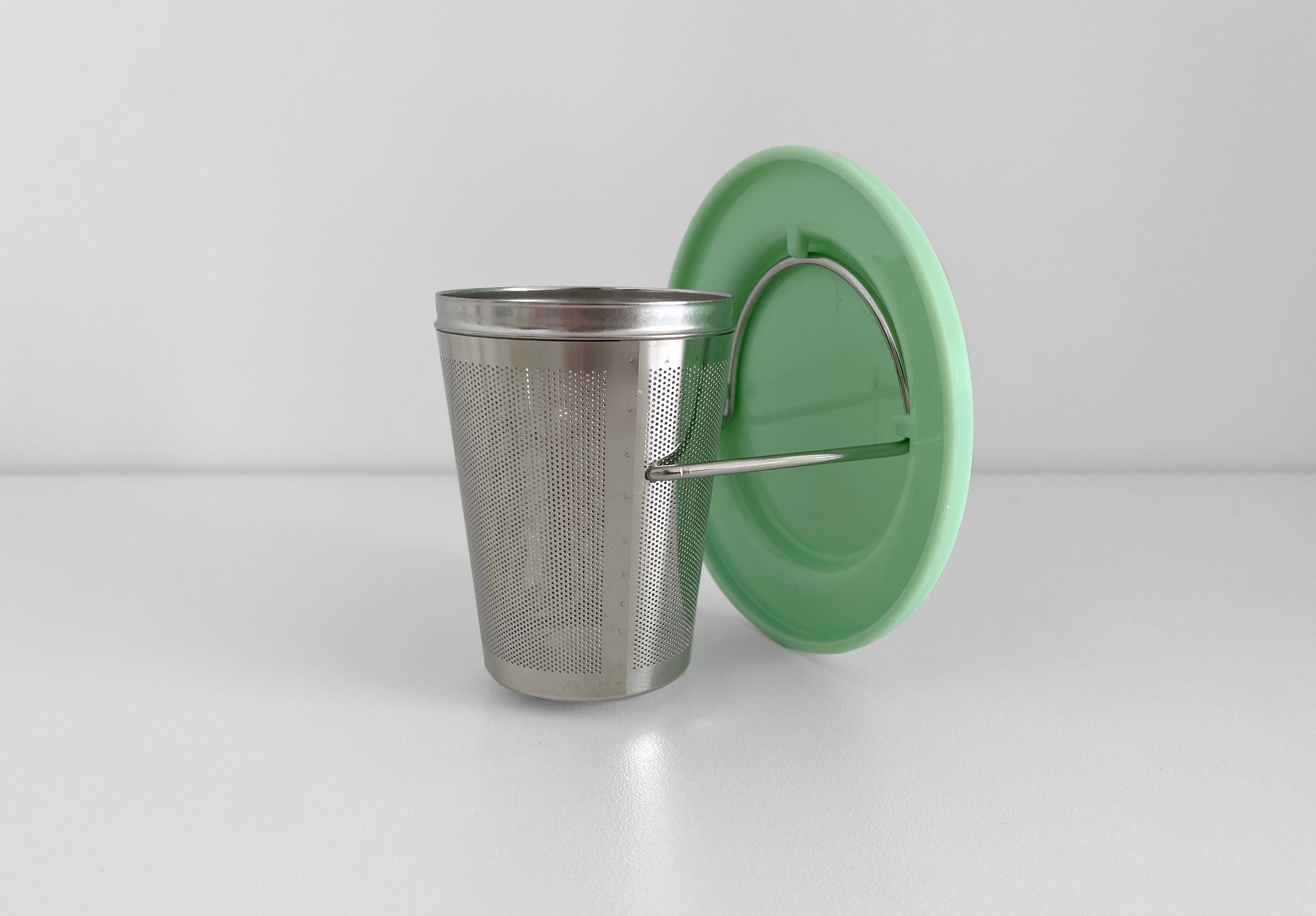 Stainless Steel Tea Infuser With Lid and Stand
