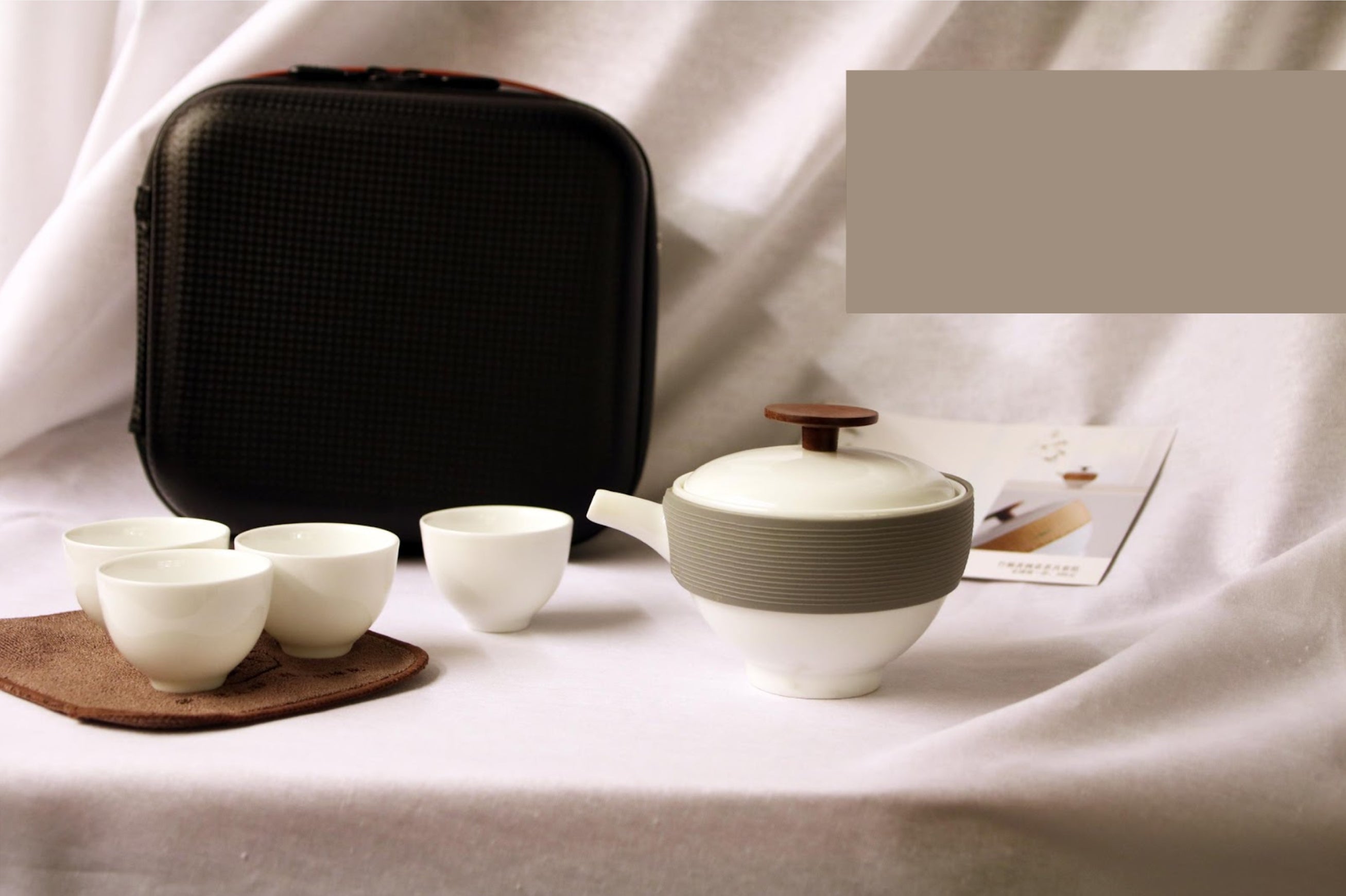 White Porcelain Travel Tea Set - Jingdezhen